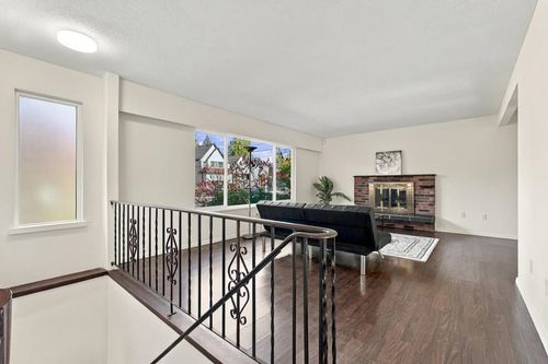 14036 102a Ave, Surrey, BC, V3T1P9 | Card Image