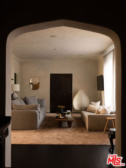 unit-34-1424 N Crescent Heights Blvd, West Hollywood, CA, 90046-3801 | Card Image