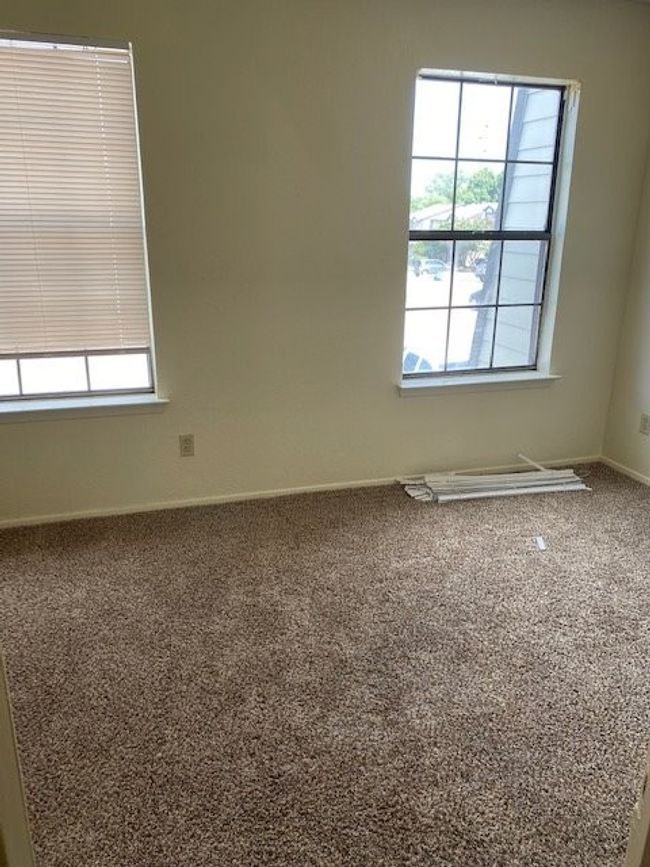 Unfurnished room featuring carpet flooring | Image 10