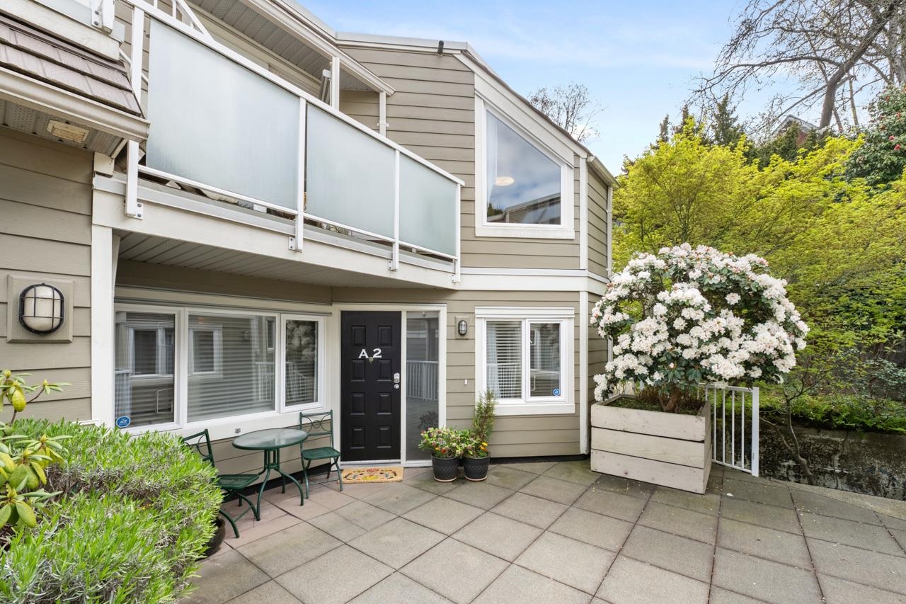 A2 - 1100 W 6 Th Avenue, Townhouse with 2 bedrooms, 1 bathrooms and 2 parking in Vancouver BC | Image 1