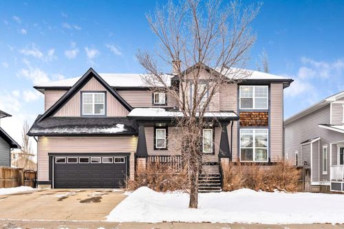 40 Mckinnon St Nw, Langdon, AB, T0J1X2 | Card Image