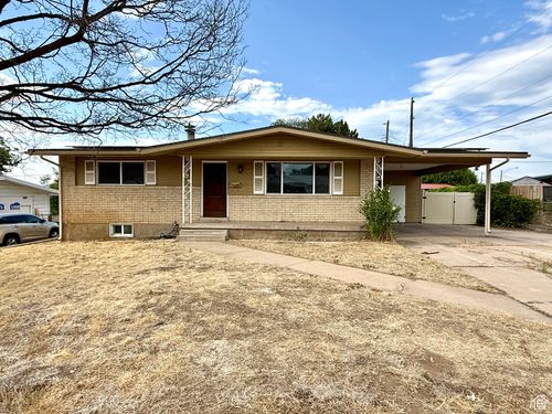 2418 W 4750 S, Roy, UT, 84067-1840 | Card Image