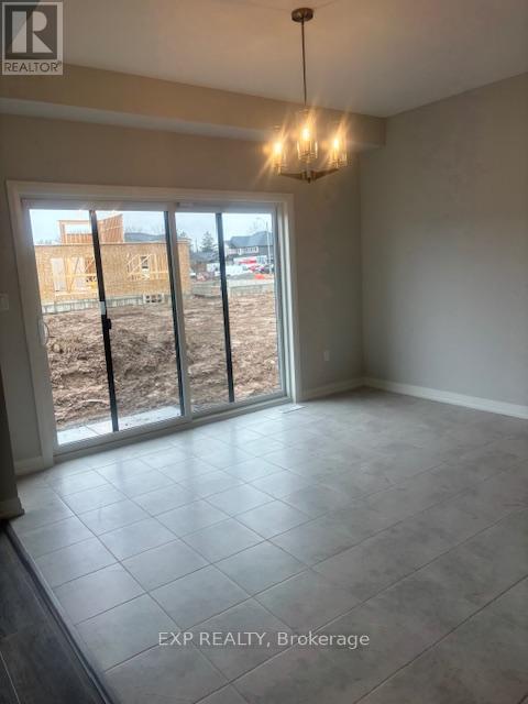 Residential Lease in Fort Erie (Crescent Park) 5