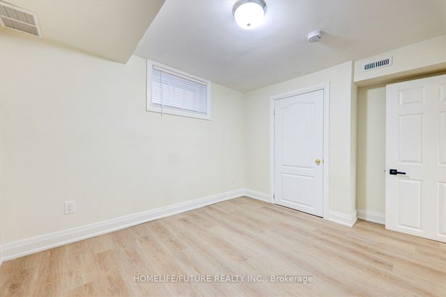 702 Emerson Ave, House other with 5 bedrooms, 2 bathrooms and 2 parking in Oshawa ON | Image 28