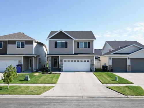 5817 57 Avenue S, Fargo, ND, 58104 | Card Image