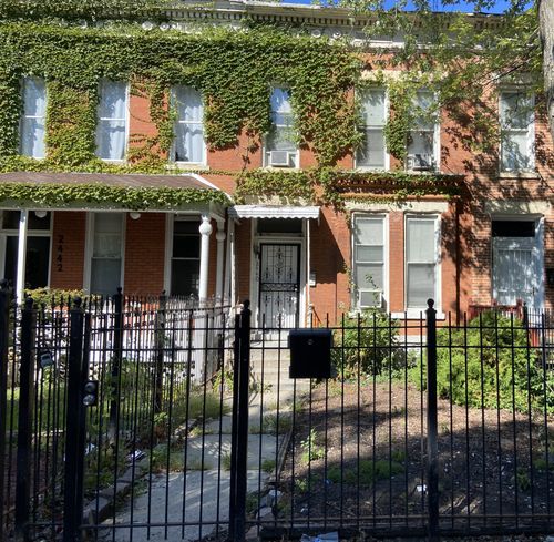 2440 W Lexington Street, Chicago, IL, 60612 | Card Image