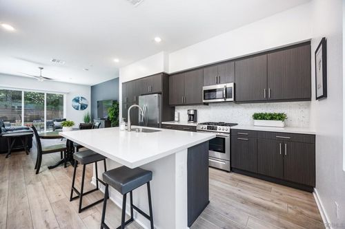 unit-43-10402 Harlow Cir, San Diego, CA, 92108-1863 | Card Image
