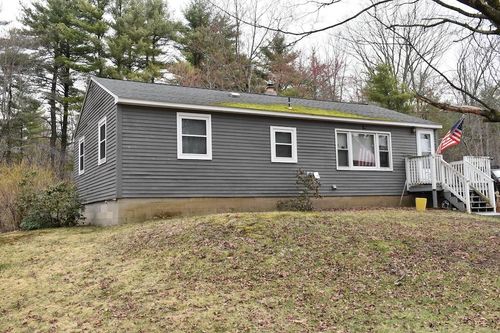 133 Mount Delight Rd, Deerfield, NH, 03037-1326 | Card Image
