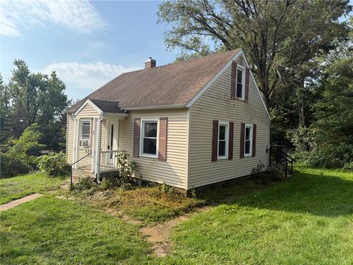 25 E Jefferson St, Black River Falls, WI, 54615-1050 | Card Image