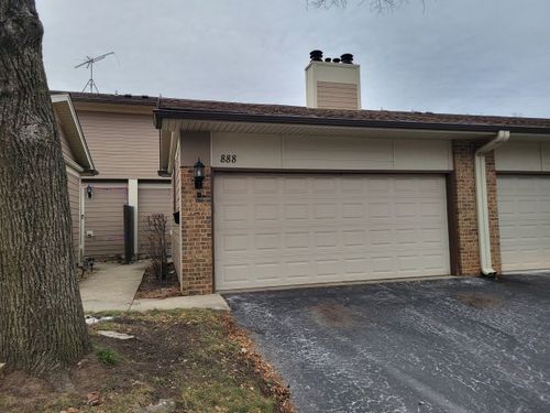 888 Swan Blvd, Deerfield, IL, 60015-3675 | Card Image