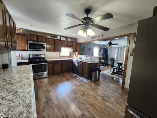 400 N Lafayette Street, Corydon, IA, 50060 | Card Image