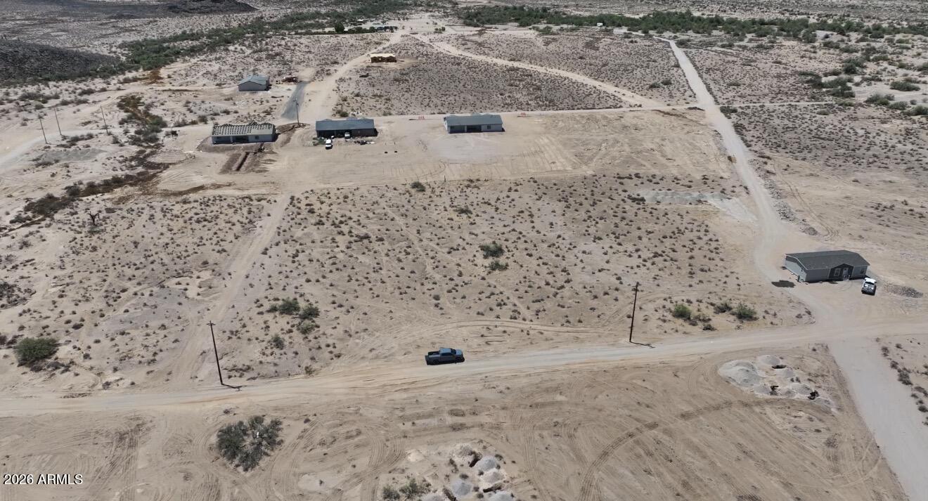 Land in Tonopah