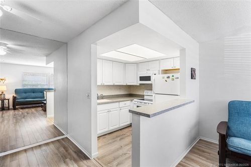 apt-106-8-2929 Se Ocean Blvd, Stuart, FL, 34996-2790 | Card Image