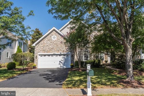20129 Valhalla Sq, ASHBURN, VA, 20147-4105 | Card Image