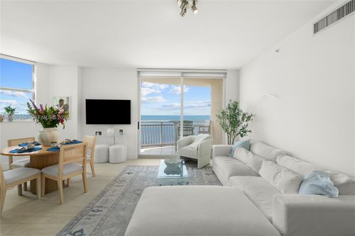 2207-2475 Brickell Ave, Miami, FL, 33129-2483 | Card Image