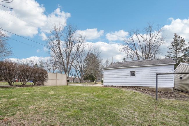1301 Wyldhaven Avenue, House other with 3 bedrooms, 2 bathrooms and null parking in Monona WI | Image 50