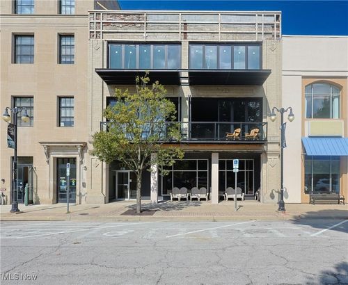 123 W Washington Row, Sandusky, OH, 44870 | Card Image