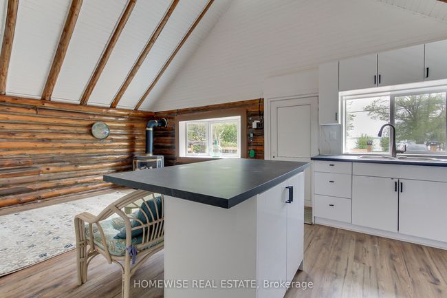 7785 Black River Rd, House other with 2 bedrooms, 1 bathrooms and 3 parking in Sutton West ON | Image 12