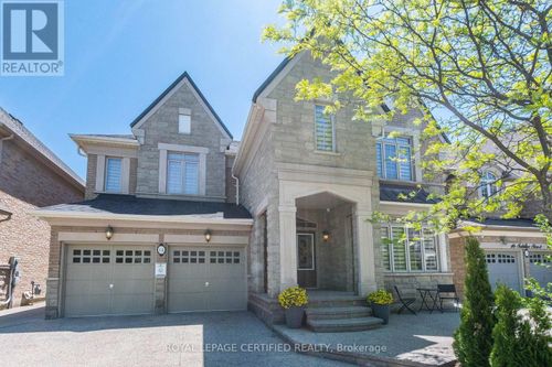 14 Solstice St, Brampton, ON, L6P3T5 | Card Image