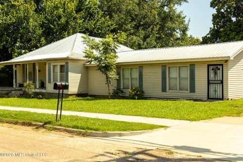 205 Hopson St, Tutwiler, MS, 38963-5515 | Card Image