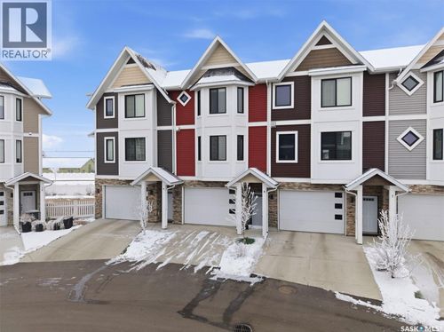 900 St Andrews Lane, Warman, SK, S0K4S4 | Card Image