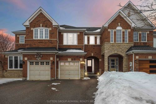 32 Bellagio Cres, Concord, ON, L4K5J9 | Card Image