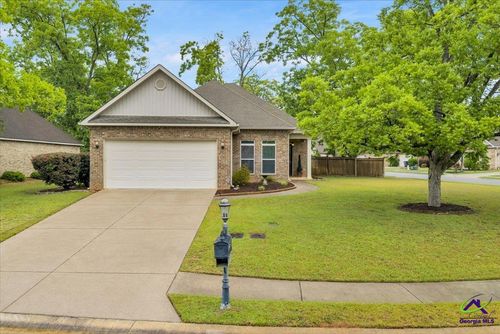 200 Greythorne Dr, Kathleen, GA, 31047-5302 | Card Image