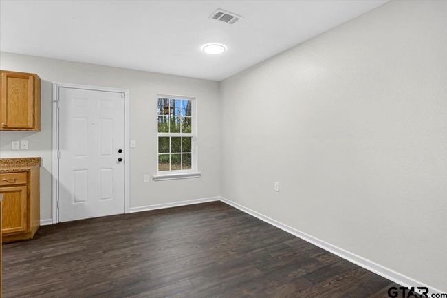 804 S Athena St, House other with 2 bedrooms, 1 bathrooms and null parking in Troup TX | Image 15