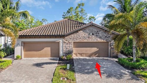 9052 Glenforest Dr, NAPLES, FL, 34120-5342 | Card Image