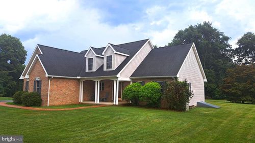 2160 Colebrook Rd, LEBANON, PA, 17042-9513 | Card Image
