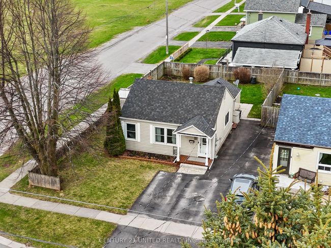 136 Elgin St S, House other with 2 bedrooms, 1 bathrooms and 2 parking in Port Hope ON | Image 4