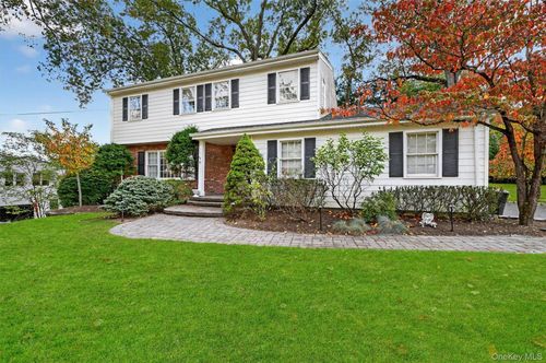 31 Concord Dr, New City, NY, 10956-4038 | Card Image