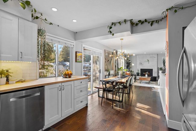 1777 Chalmers Ave, House other with 4 bedrooms, 3 bathrooms and 6 parking in Port Coquitlam BC | Image 11