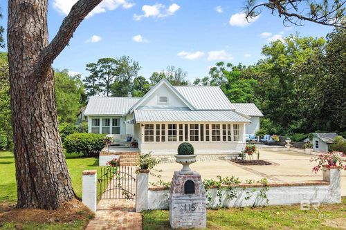 115 North Ave, Fairhope, AL, 36532-2539 | Card Image