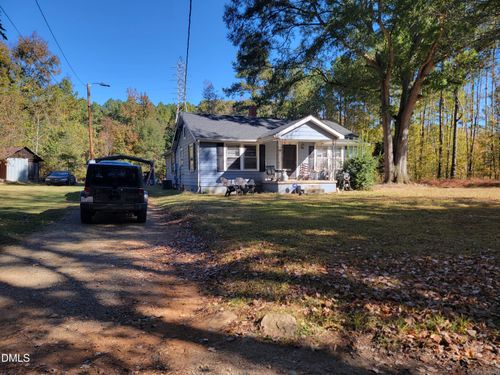 4108 Station Rd, Durham, NC, 27705-8546 | Card Image