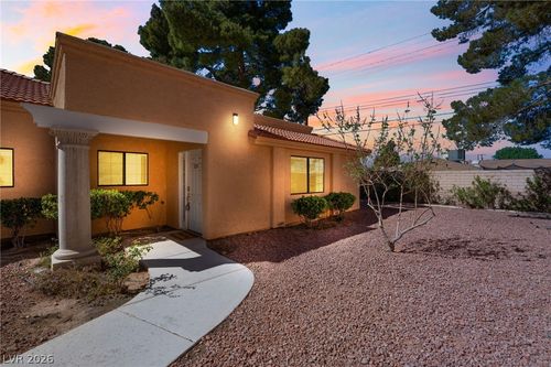 1036-2851 S Valley View Blvd, Las Vegas, NV, 89102-0133 | Card Image