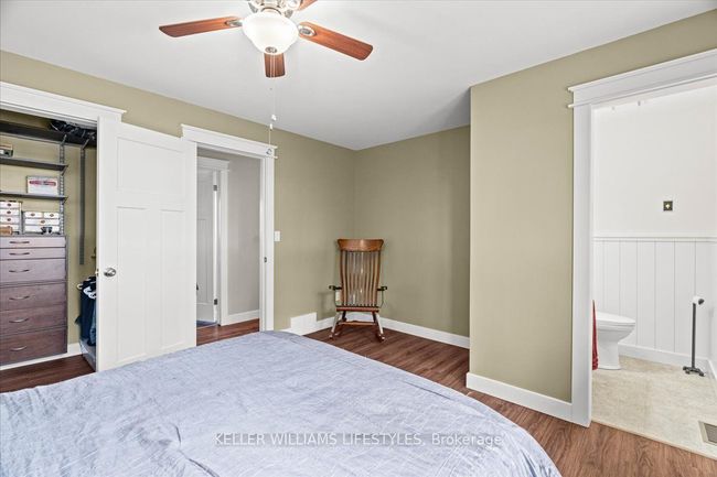 4609 Douglas Line, House other with 4 bedrooms, 2 bathrooms and 5 parking in Town Of Plympton Wyoming ON | Image 20