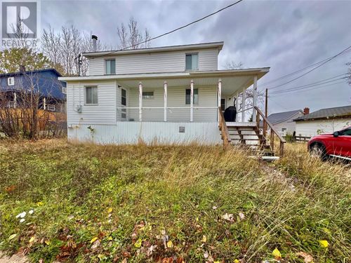 4 Quinton St, Lewisporte, NL, A0G3A0 | Card Image
