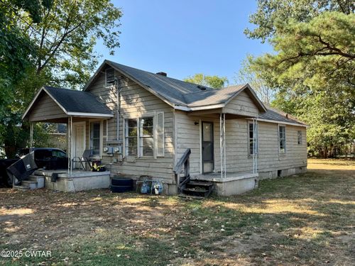 1306 W Countryman St, Dyersburg, TN, 38024-3338 | Card Image