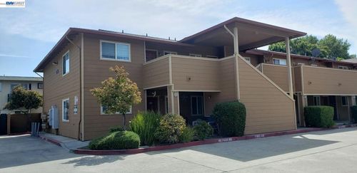 2255 Chestnut St, Livermore, CA, 94551-6856 | Card Image