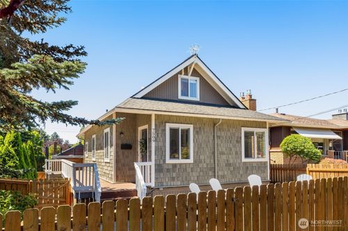 7509 16th Ave Nw, Seattle, WA, 98117-5418 | Card Image