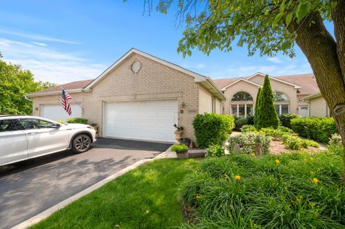 10935 Conifer Ct, Orland Park, IL, 60467-8764 | Card Image