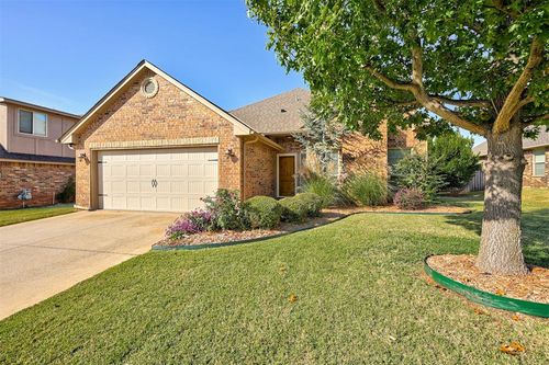 2101 Kendal Ct, Edmond, OK, 73003-2599 | Card Image