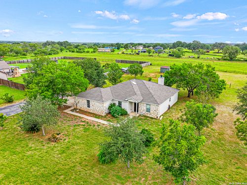 725 Cimarron Sq, Poteet, TX, 78065-4345 | Card Image