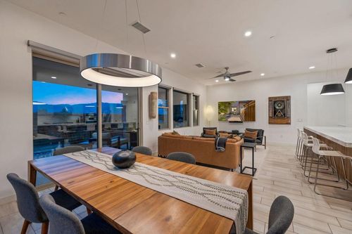 1401 Retreat Cir, Palm Desert, CA, 92260-1634 | Card Image