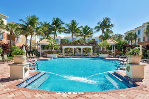 5205 Myrtlewood Cir E, Palm Beach Gardens, FL, 33418-6723 | Card Image