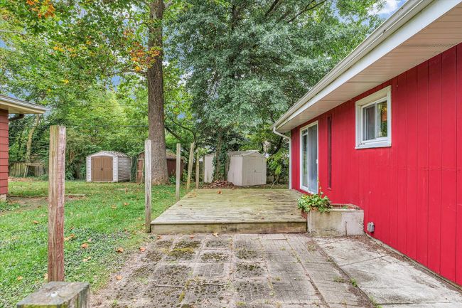 1519 W Charles St, House other with 3 bedrooms, 1 bathrooms and 1 parking in Champaign IL | Image 32