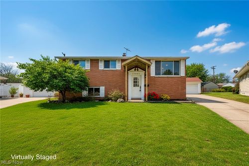 17705 Susan Ave, Cleveland, OH, 44111-4108 | Card Image
