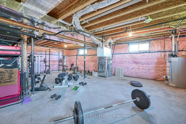 2064 Rosedale Road N, House other with 3 bedrooms, 3 bathrooms and 6 parking in Montague ON | Image 40