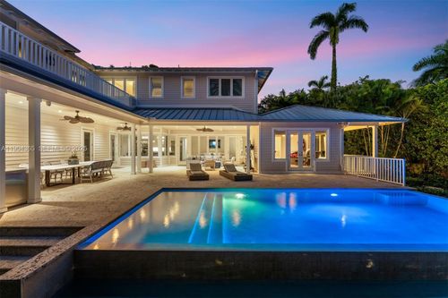 2500 Regatta Ave, Miami Beach, FL, 33140-4235 | Card Image